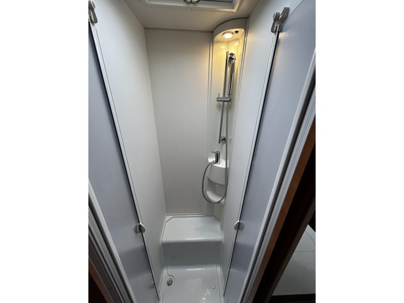 Adria Coral A 670 SL Capucine 2015