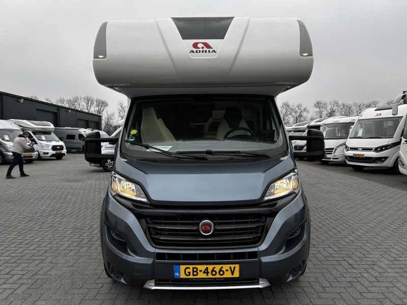 Adria Coral A 670 SL Capucine 2015