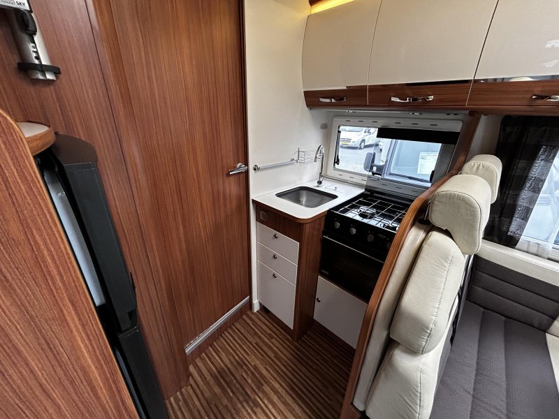 Adria Coral A 670 SL Capucine 2015